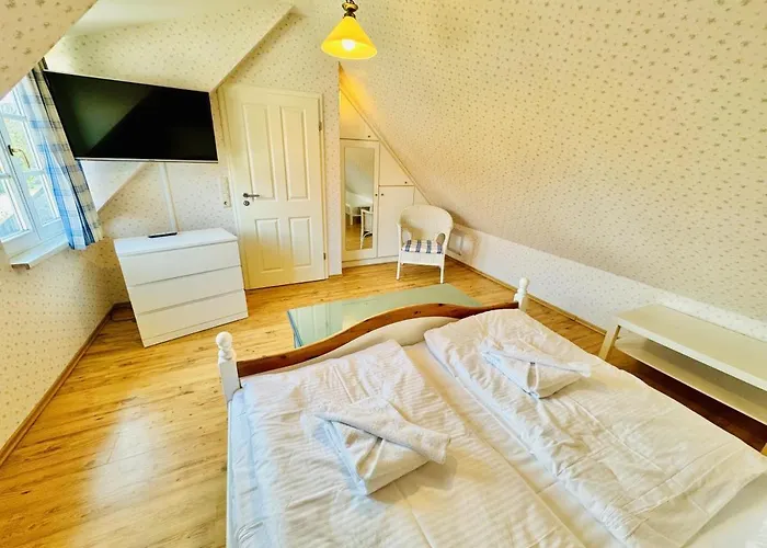 Auster, Direkt Am Alten Strom Apartment *